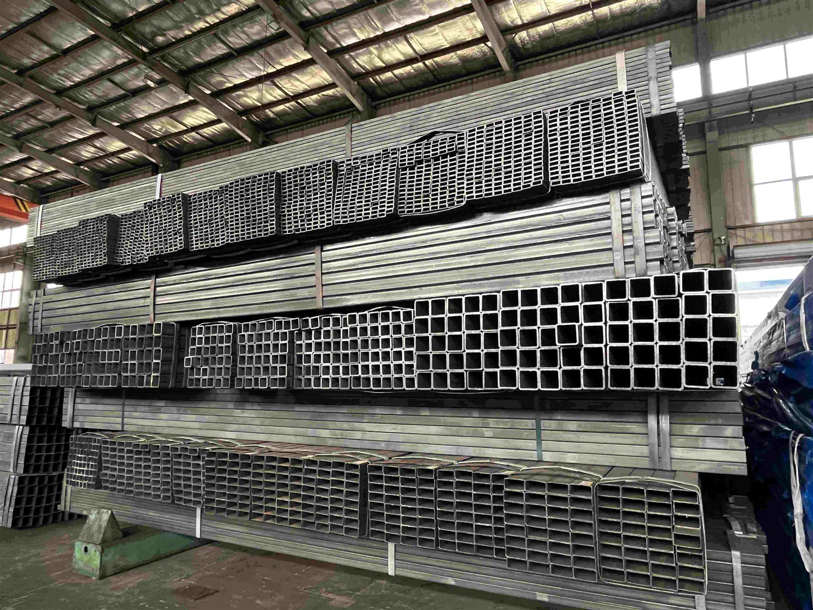 black metal tubing black metal tubing